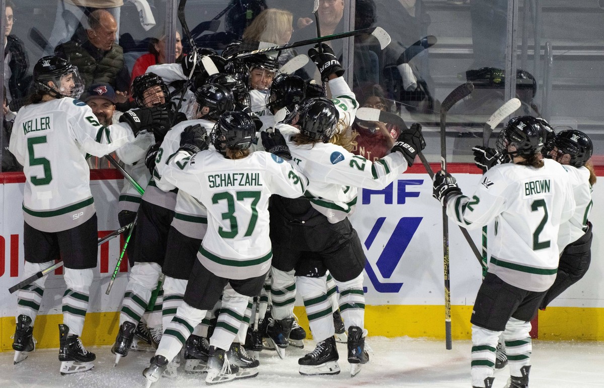May 11, 2024, Laval, Pq, CANADA: Boston celebrates their win over Montreal following triple overtime PWHL playoff hockey action in Laval, Que., on Saturday, May 11, 2024. Canada News - May 11, 2024 PU ...