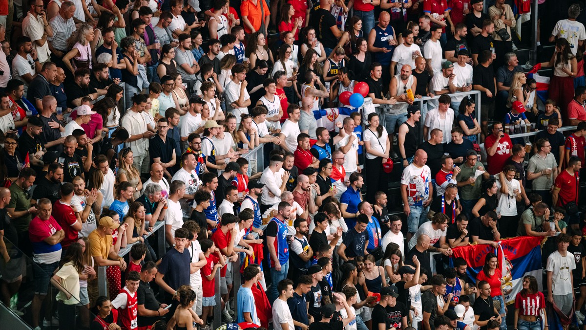 Schweizer-Publikumsrekord-bei-Basketballspiel-gegen-serbische-Nati-gebrochen