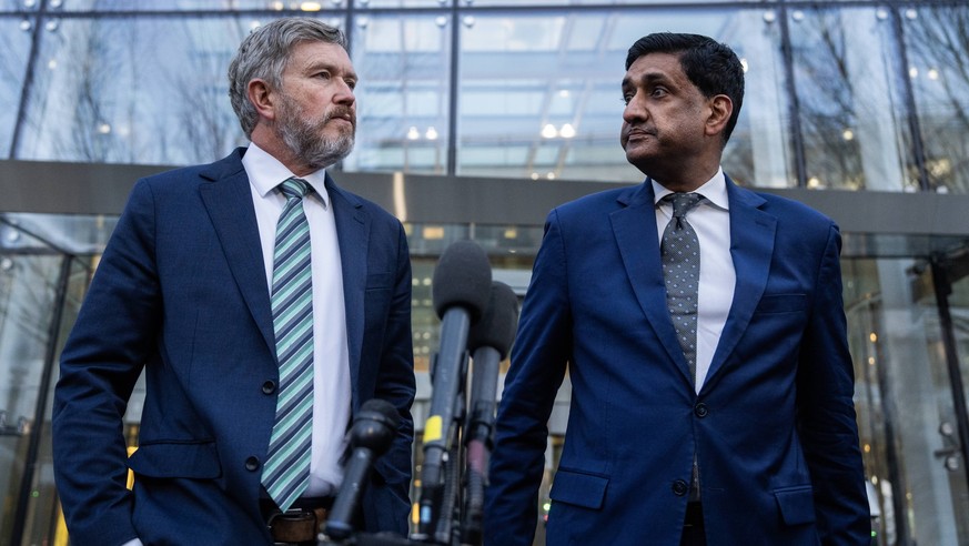 Epstein Presser DOJ UNITED STATES - FEBRUARY 9: Reps. Thomas Massie, R-Ky., left, and Ro Khanna, D-Calif., conduct a news conference after reviewing unredacted portions of the Jeffrey Epstein files, o ...