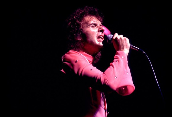 American Rock and Pop musician Gary Wright performs onstage at the Auditorium Theater, Chicago, Illinois, March 16, 1977. (Photo by Paul Natkin/Getty Images)