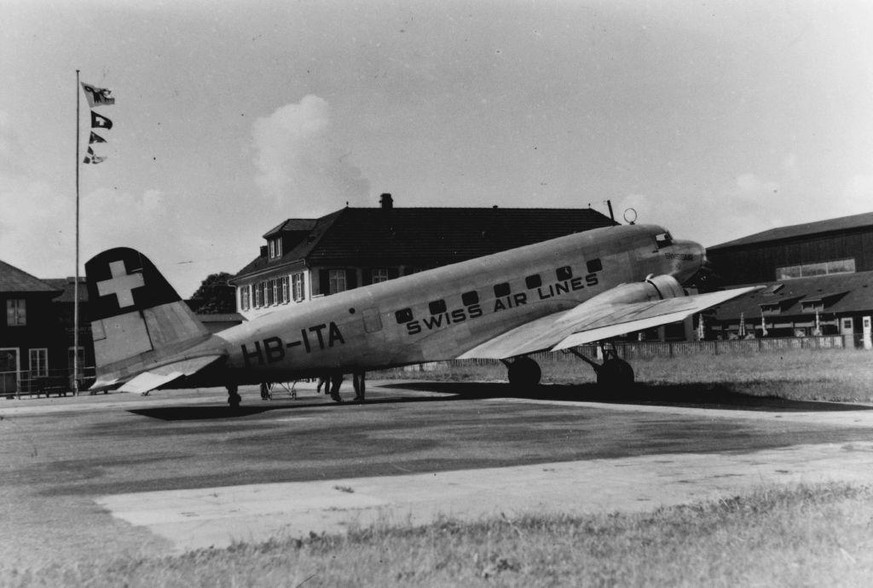 Douglas DC-2 115-B.