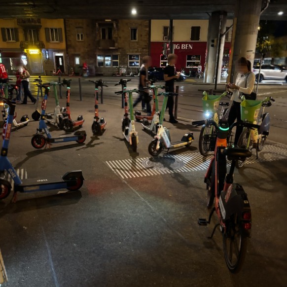 WM 2026: E-Trotti-Friedhof vor Public Viewing