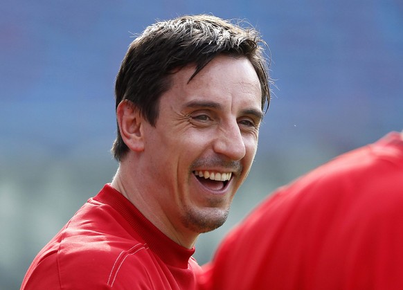 epa05051709 (FILE) A file picture dated 25 May 2012 of England assistant coach Gary Neville during a training session at Ullevaal Stadium in Oslo, Norway. Gary Neville has been named new Valencia CF h ...