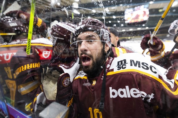 La joie de Josh Jooris (GSHC), a la fin du match du championnat suisse de hockey sur glace de National League entre Geneve-Servette HC, GSHC, et HC Ambri-Piotta, HCAP, ce mardi 23 septembre 2025 a la  ...