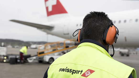 Der Flughafendienstleister Swissport will bei seinen rund 2&#039;500 Angestellten am Flughafen Z