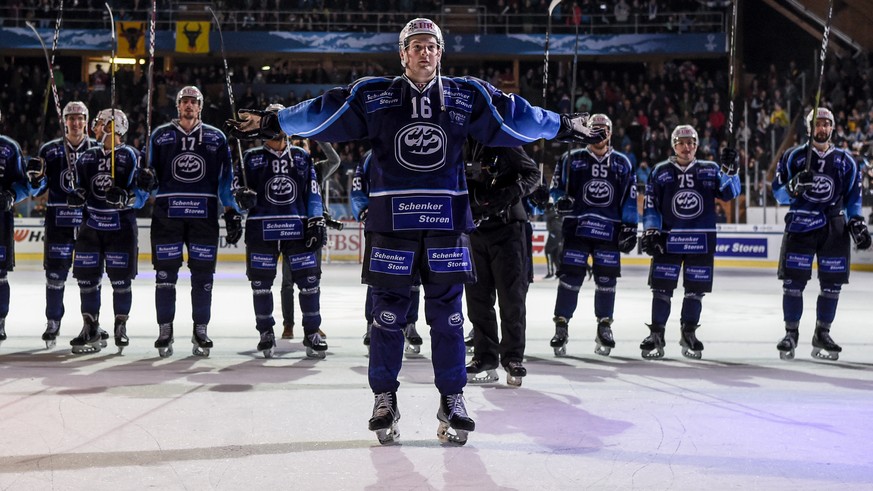 Ambri&#039;s Dominik Zwerger and the team after winning the game between HC Ambri-Piotta and TPS Turku, at the 93th Spengler Cup ice hockey tournament in Davos, Switzerland, Saturday, December 28, 201 ...