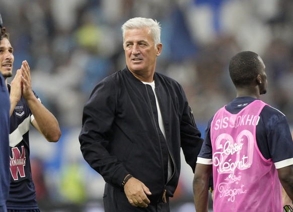 Bordeaux&#039;s head coach Vladimir Petkovic reacts after the French League One soccer match between Marseille and Bordeaux at the Velodrome stadium in Marseille, southern France, Sunday, Aug. 15, 202 ...