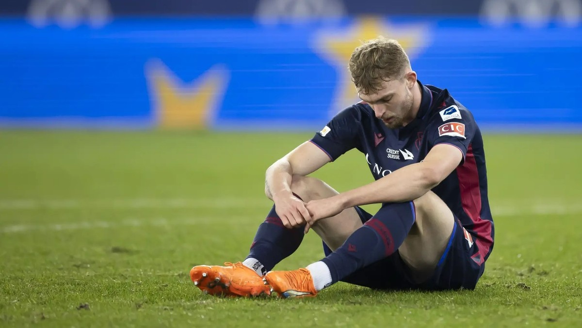Dem FC Basel, im Bild Bradley Fink, droht eine Rückzahlung von Corona-Hilfsgeldern in Millionenhöhe.