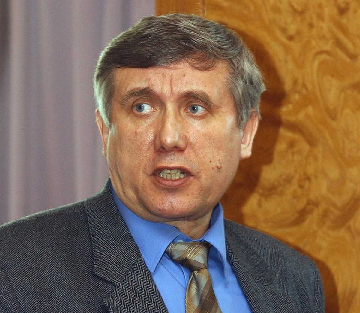 Leader of the Liberal Russia party Sergei Yushenkov seen a few hours before his killing, at a briefing on plans of his party to run in the coming parliamentary election later this year, in Moscow, Thu ...