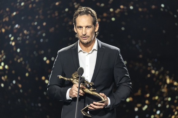 Patrick Fischer, Eishockey, erhaelt den Preis als Trainer des Jahres 2025 an der Verleihung der Sports Awards 2025 am Sonntag, 29. Maerz 2026 in den Studios des SRF in Zuerich. Die Show wurde aufgrund ...
