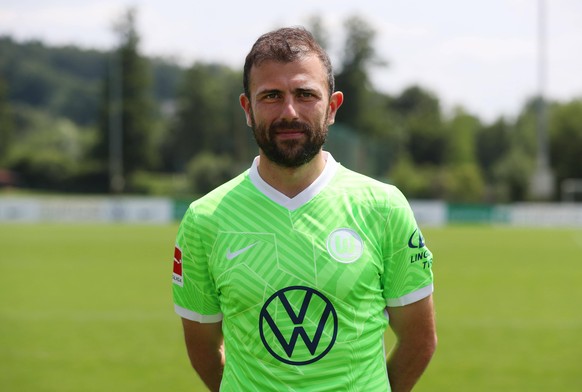 VfL Porträttermin 2021/2022 Bad Waltersdorf, 22.07.2021, VfL Wolfsburg, 1. BL, Porträttermin 2021/2022, Admir Mehmedi VfL Wolfsburg Bad Waltersdorf *** VfL Porträttermin 2021 2022 Bad Waltersdorf, 22  ...