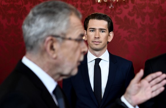 epa07582140 (FILE) - Austrian Federal President Alexander Van der Bellen (L) and Austrian Chancellor Sebastian Kurz, the leader of the Austrian Peoples Party (OeVP), attend the inauguration of the new ...