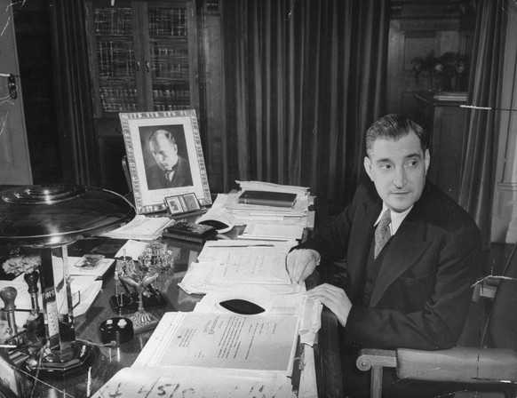 Antonio de Oliveira Salazar sitting at his desk.

Bernard Hoffman/The LIFE Picture Collection

Special Instructions: Premium. Please contact us for licensing use of this asset on merchandise and/or re ...