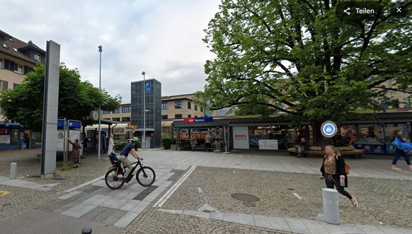 V-Locker Veloabstellturm.