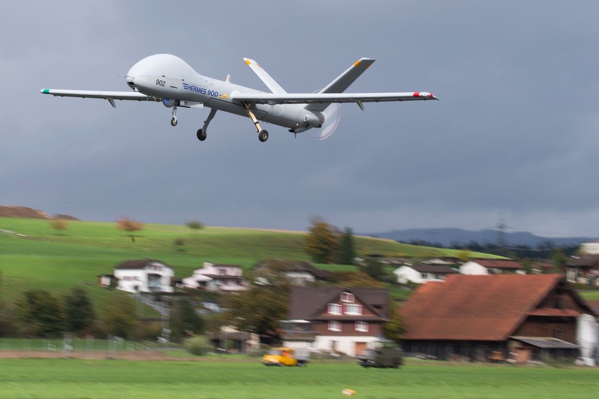 Die militärische Aufklärungsdrohne Hermes 900 HFE der Schweizer Luftwaffe.