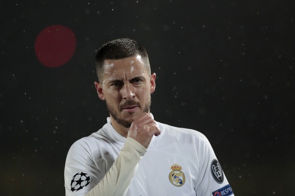 Real Madrid&#039;s Eden Hazard looks on during the Champions League semifinal first leg soccer match between Real Madrid and Chelsea at the Alfredo di Stefano stadium in Madrid, Spain, Tuesday, April  ...