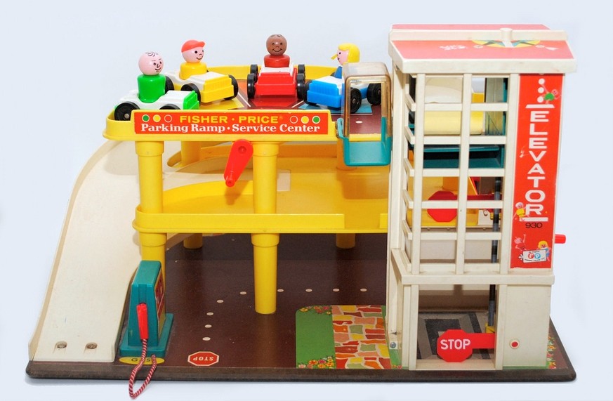 fisher price garage https://www.flickr.com/photos/laura_libert/5346825355