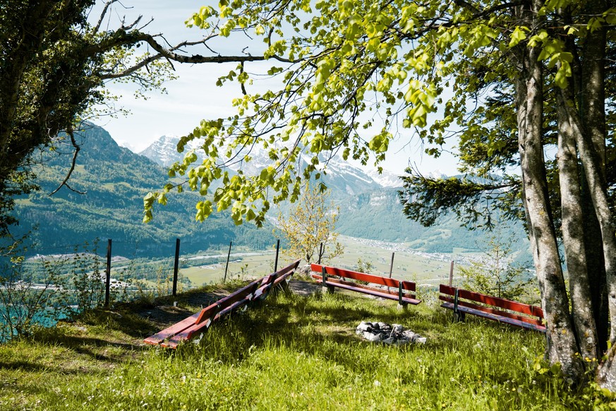 Amden Weesen Schafbett Frühlingswanderungen Schweiz beste Wanderungen
