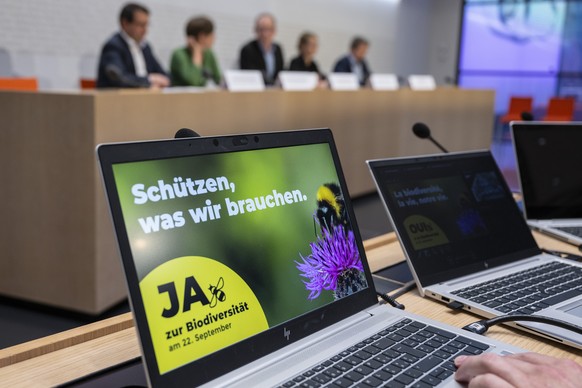 Matthias Samuel Jauslin, Stiftungsrat Stiftung Landschaftsschutz, Franziska Grossenbacher, Stellvertretende Geschaeftsleiterin Stiftung Landschaftsschutz, Urs Leugger-Eggimann, Geschaeftsleiter Pro Na ...