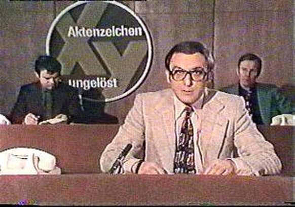 Konrad Tönz, Schweizer Radiojournalist, ist 75-jährig gestorben.