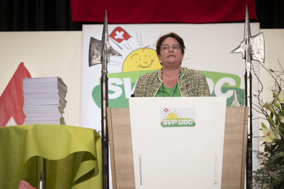 Vizepraesidentin Magdalena Martullo-Blocher spricht an der Delegiertenversammlung der SVP Schweiz, am Samstag, 28. Maerz 2026, in Maienfeld. (KEYSTONE/Gian Ehrenzeller)