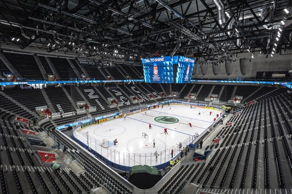 epa12956479 General view of a training session of Switzerland's national ice hockey team at Swiss Life Arena in Zuerich, Switzerland, 14 May 2026. Switzerland will host the ice hockey 2026 IIHF W ...