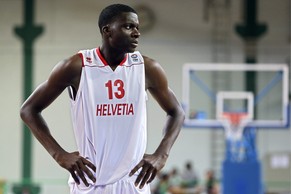 Kehrt in die USA zurück, Clint Capela.