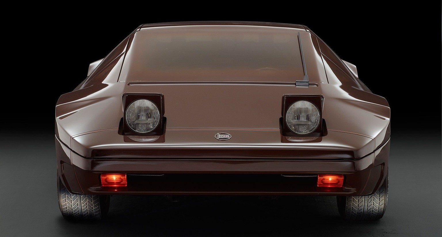 Lancia Sibilo, 1978: Designed by Marcello Gandini for Bertone. Built on a Stratos chassis, this car took the "seamless" concept to the extreme by painting the glass the same color as the bod ...