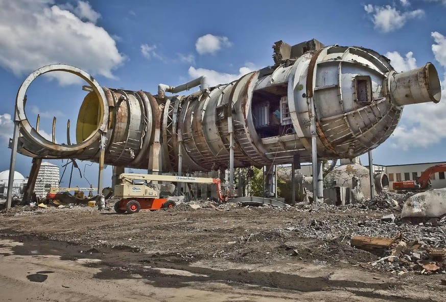Historical NASA wind tunnels

https://www.nasa.gov/gallery/nasa-ames-unitary-plan-wind-tunnel-history-gallery/