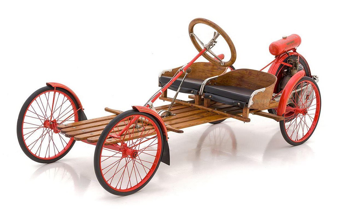 The Cheapest Production Car In History: The Briggs &amp; Stratton Auto Red Bug billigste auto der geschichte https://silodrome.com/briggs-and-stratton-auto-red-bug/
