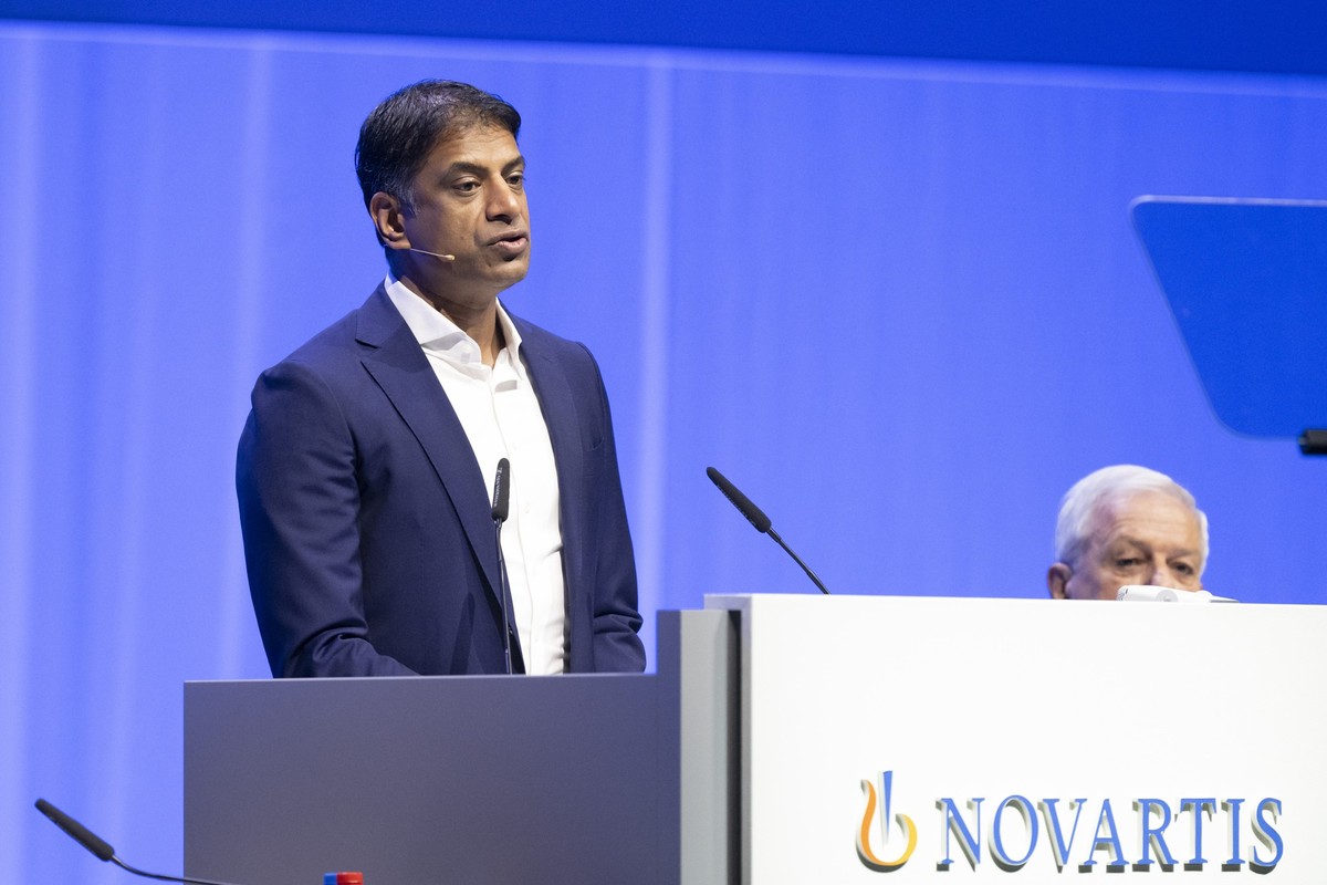 CEO of Novartis, Vas Narasimhan speaks during the general assembly of Swiss Pharma group Novartis, at the St. Jakobshalle in Basel, Switzerland, this Friday, March 7, 2025. (KEYSTONE/Urs Flueeler).