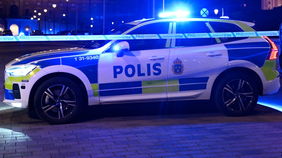 A policeman stands at a police cordon after an incident near the Royal Palace in central Stockholm, Sweden, Tuesday Oct. 6, 2026. (Jessica Gow/TT via AP)
Sweden