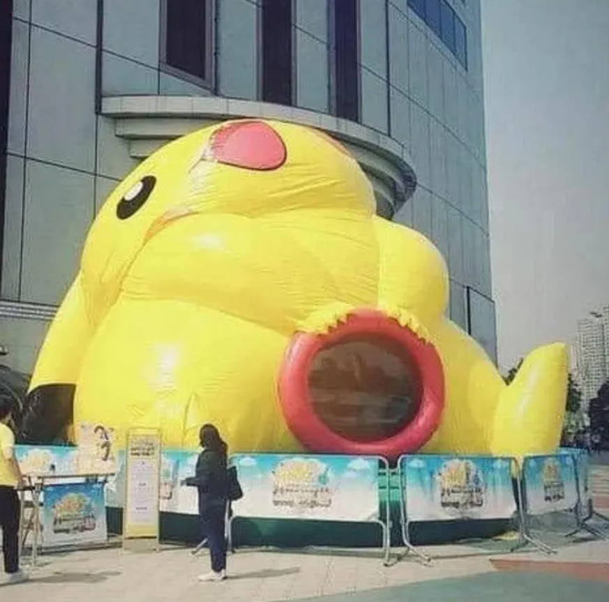 Fail: Lustiger und lüsterner Pikachu