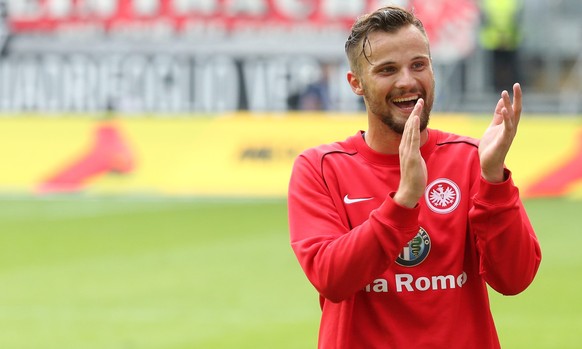 23.08.2014; Frankfurt; Fussball 1. Bundesliga - Eintracht Frankfurt - SC Freiburg;Jubel Haris Seferovic (Frankfurt) nach dem Spiel (Eibner/Expa/freshfocus)