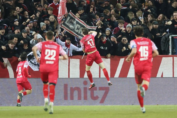 Andrin Hunziker (FCW), mitte, jubelt nach seinem Treffer zum 1:0 beim Spiel der Fussball Super League zwischen dem FC Winterthur und dem FC Lugano am Samstag, 07. Februar 2026 auf der Schuetzenwiese i ...