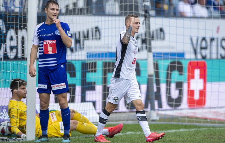 Mattia Bottani, rechts, von Lugano feiert ein Tor neben Marco Burch, mitte, und Torhueter Vaso Vasic, links, von Luzern beim Super League Meisterschaftsspiel zwischen dem FC Luzern und dem FC Lugano v ...