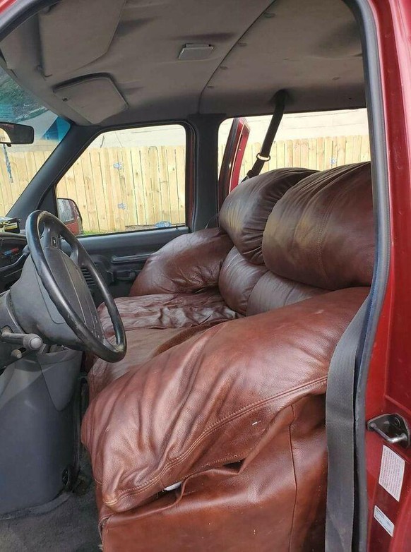 shitty car mods https://www.reddit.com/r/Shitty_Car_Mods/comments/g9b8tu/leather_seats/