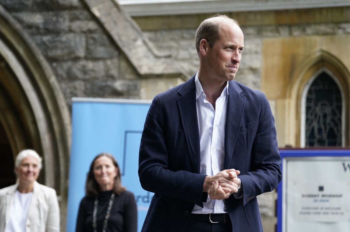 Britain's Prince William visits the Faithworks Carpentry Workshop in Bournemouth, Dorset, as part of his tour of the UK to launch a project aimed at ending homelessness, Monday, June 26, 2023. (A ...