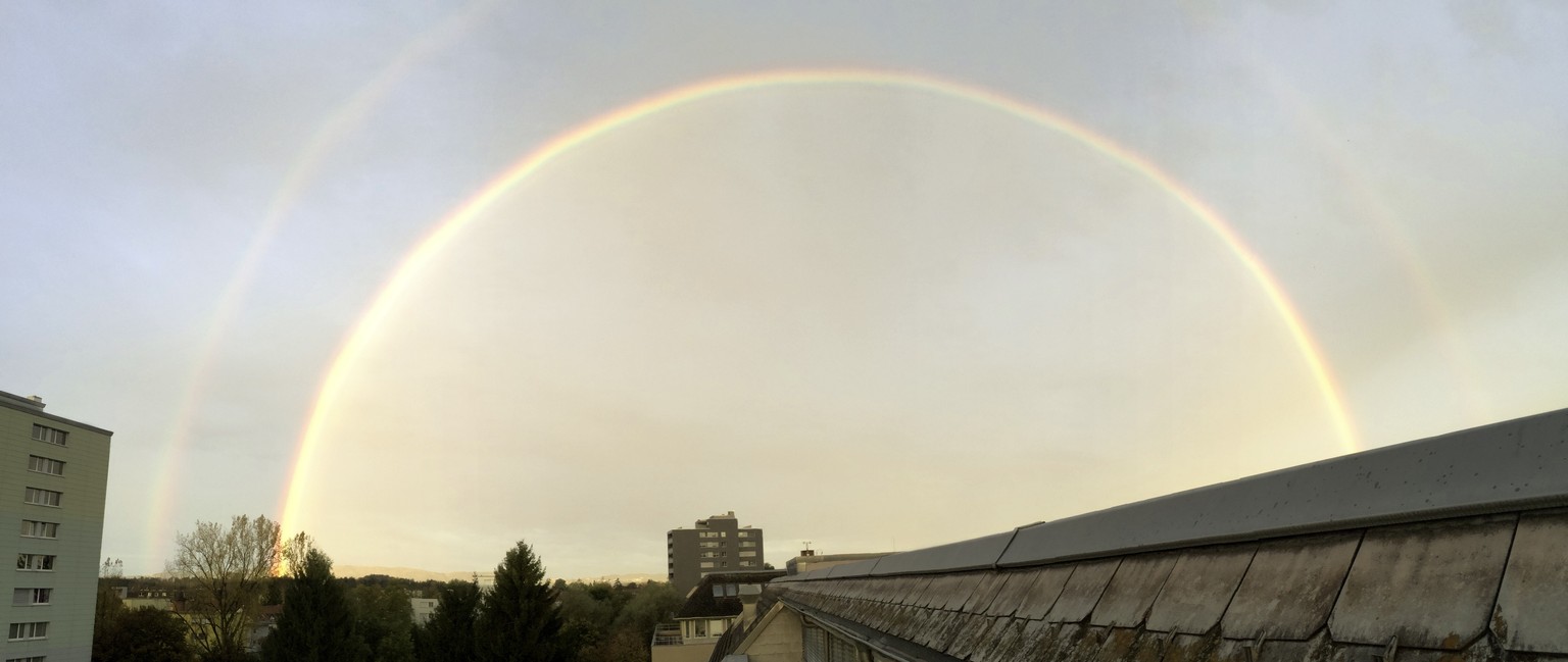 Am Donnerstagmorgen gabs einen Regenbogen über Wetzikon ZH.