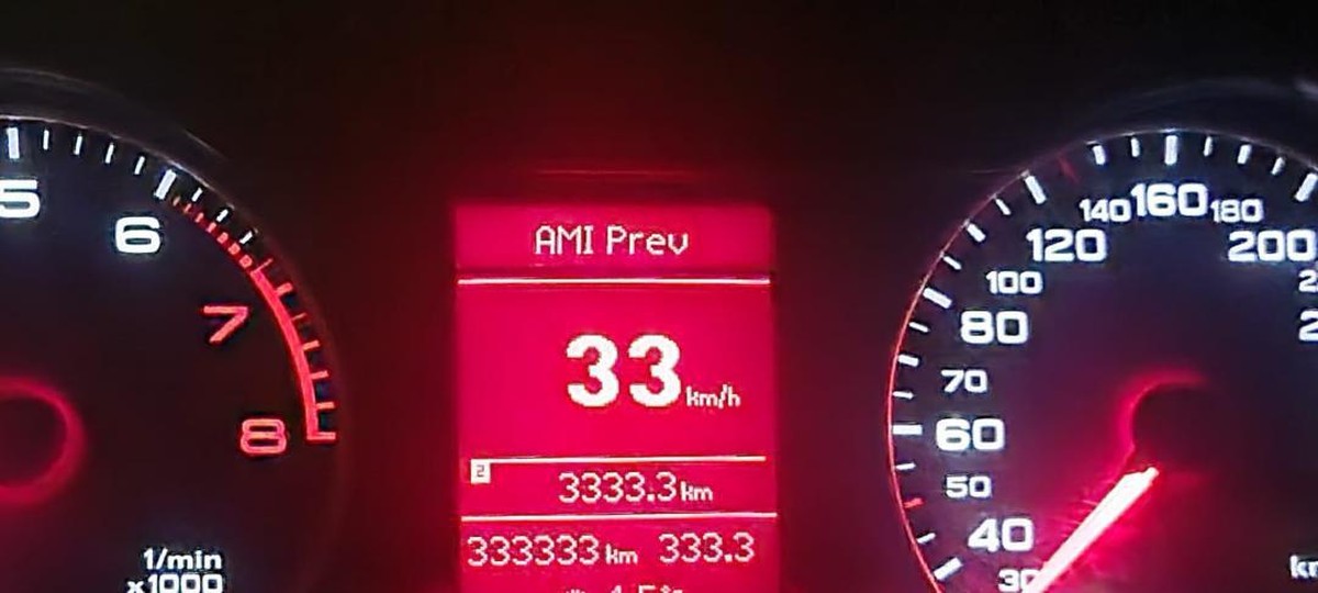 perfect timing

https://www.reddit.com/r/oddlysatisfying/comments/tkvzt8/ive_been_waiting_for_this_moment/