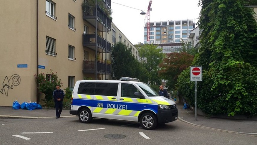 polizeieinsatz moschee basel bild. martina rutschmann bz