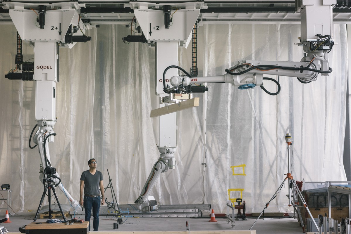 ZU ROBOTISCHEM BAUEN STELLEN WIR IHNEN HEUTE, DONNERSTAG, 14. SEPTEMBER 2017, FOLGENDES NEUES BILDMATERIAL ZUR VERFUEGUNG --- As part of the "Spatial Timber Assemblies" research project of t ...