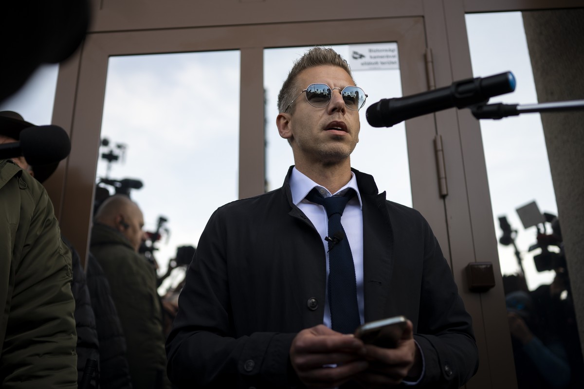 Former Hungarian government insider Peter Magyar addresses journalists outside the Public Prosecutor's office in Budapest, Hungary on Tuesday March 26, 2024. Magyar published an audio recording o ...