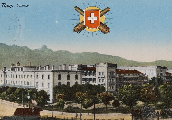 ... in die Thuner Militärkaserne. Zumindest für die Ausbildung. Genächtigt hat er standesgemäss im Hotel.