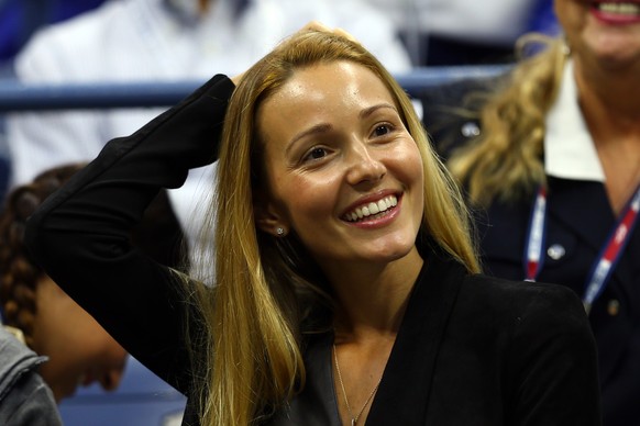 NEW YORK, NY - SEPTEMBER 13: Jelena Djokovic attends the Men&#039;s Singles Final match between Roger Federer of Switzerland and Novak Djokovic of Serbia on Day Fourteen of the 2015 US Open at the UST ...