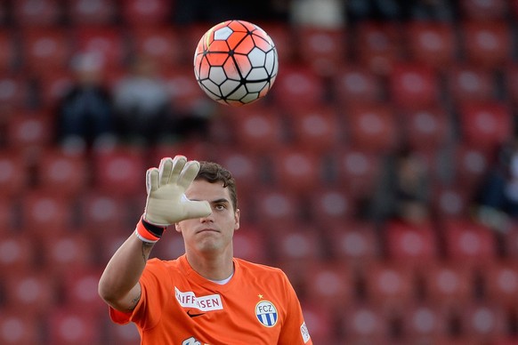 04.10.2015; Zuerich; Fussball Super League - FC Zuerich - FC Basel; Torhueter Yanick Brecher (Zuerich)(Daniela Frutiger/freshfocus)