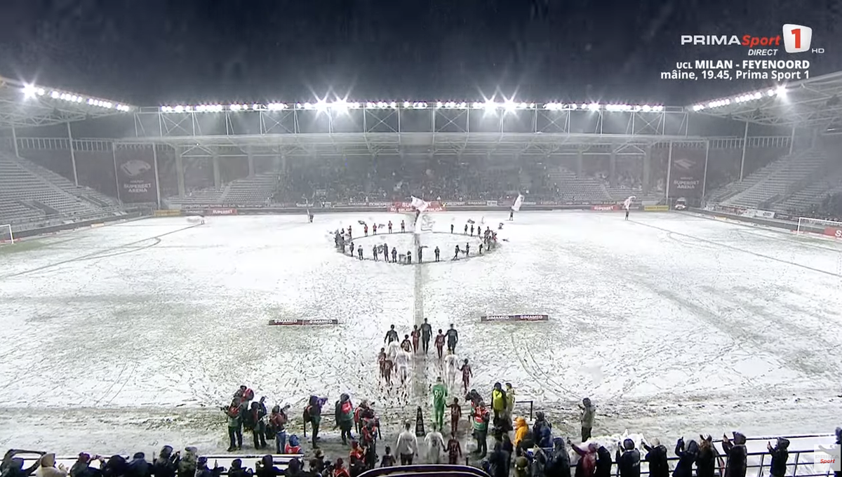 Rapid Bukarest – FC Botosani: Findest du alle in weiss gekleideten Spieler?