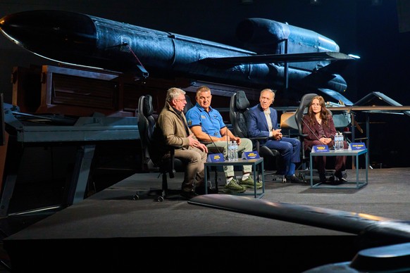 Former U.S. Secretary of State Mike Pompeo, second right, Fire Point Director Yehor Skalyha, left, Co-founder and Chief Designer Denys Shtilerman, second left, and Chief Technology Officer Iryna Terek ...