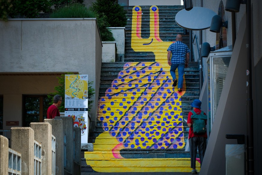 Streetart Festival 2023 – Ein Mural auf einer Treppe von der Künstlerin Effi Bannister, 03.06.2023