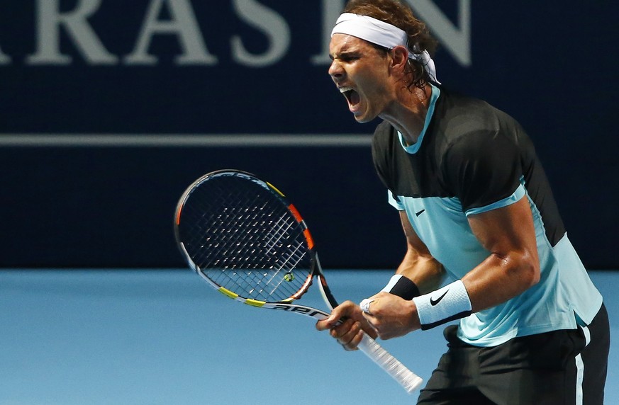 Rafael Nadal darf in der Basler St.Jakobshalle doch noch jubeln.